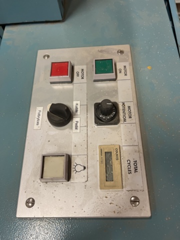 990157-9 JOS Hunkler RE-Mat 320 Register cutting / Index cutting machine