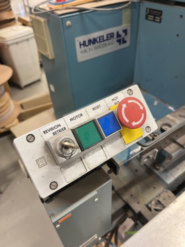 990157-12 JOS Hunkler RE-Mat 320 Register cutting / Index cutting machine