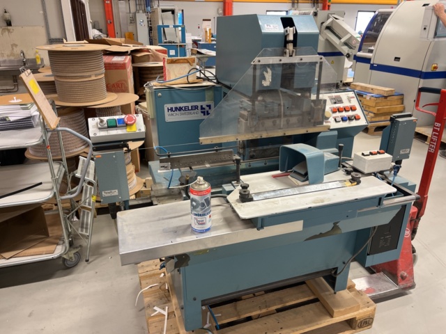 990157-17 JOS Hunkler RE-Mat 320 Register cutting / Index cutting machine