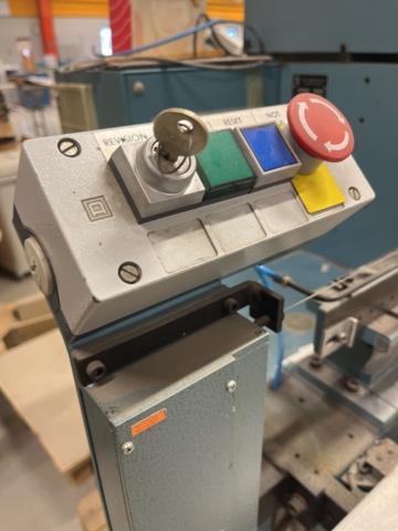 990157-20 JOS Hunkler RE-Mat 320 Register cutting / Index cutting machine