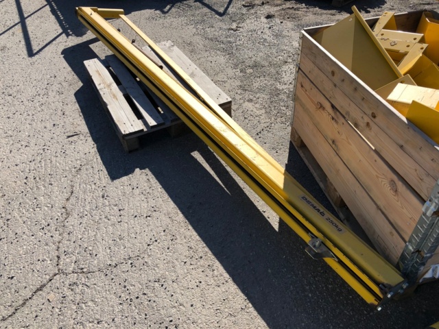 1016330-5 Puominosturi x 2 (250kg ja 125kg, myydään osiksi)