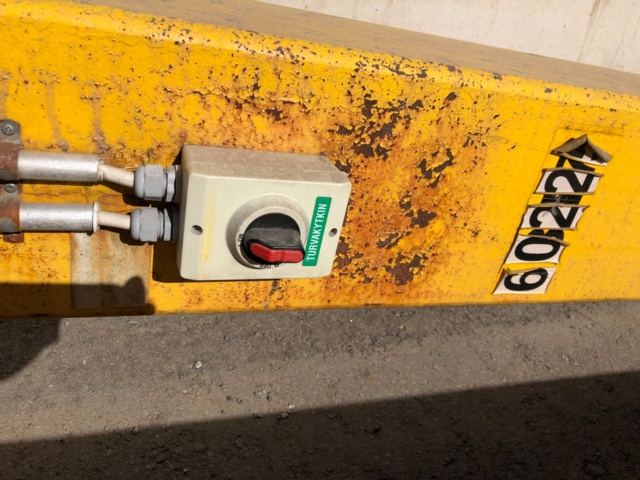 1016330-31 Puominosturi x 2 (250kg ja 125kg, myydään osiksi)