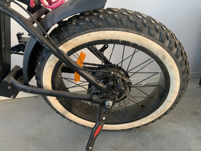 882170-4 GoCamp folding electric bike