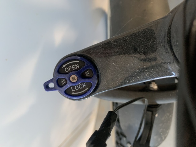 882170-14 GoCamp folding electric bike