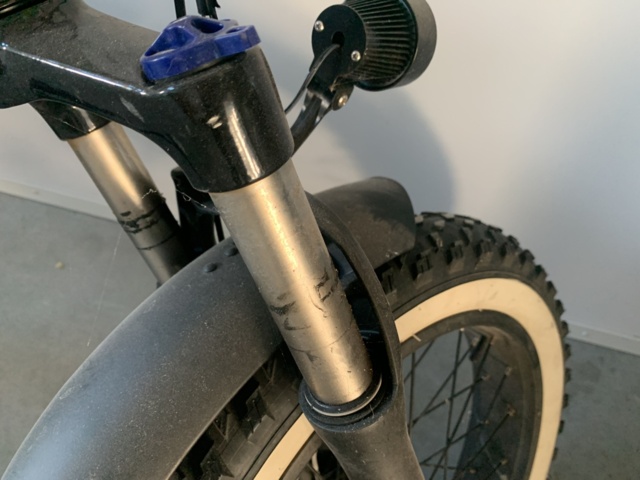 882170-18 GoCamp folding electric bike