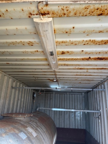 1016579-12 Dieseltank med pump & räkneverk - 20 fot container