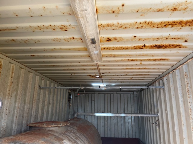 1016579-19 Dieseltank med pump & räkneverk - 20 fot container