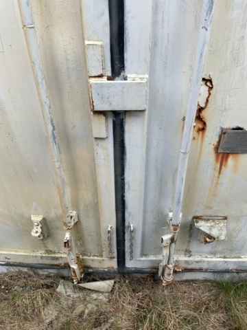 1016579-22 Dieseltank med pump & räkneverk - 20 fot container