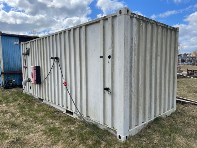 1016579-25 Dieseltank med pump & räkneverk - 20 fot container