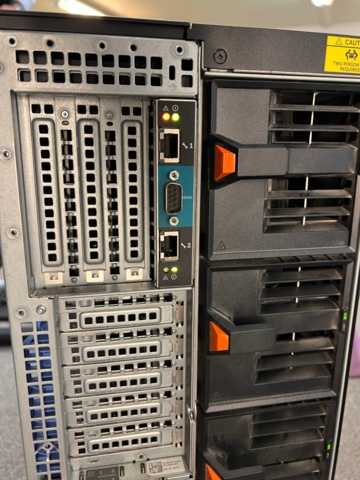 704121-15 Dell PowerEdge VRTX server M630 7x2.0TB 7x1.2TB