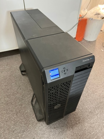 704121-17 Dell PowerEdge VRTX server M630 7x2.0TB 7x1.2TB