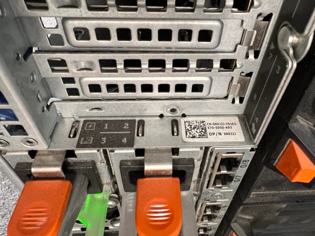 704121-19 Dell PowerEdge VRTX server M630 7x2.0TB 7x1.2TB