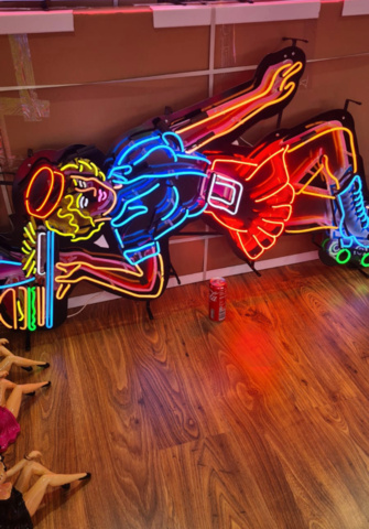 1017501-3 New Waitress neon sign