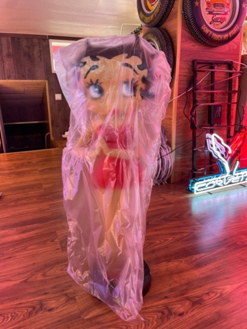 1017495-5 New Betty Boop Statue