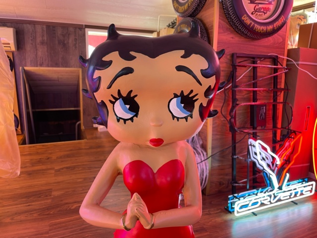 1017495-1 New Betty Boop Statue