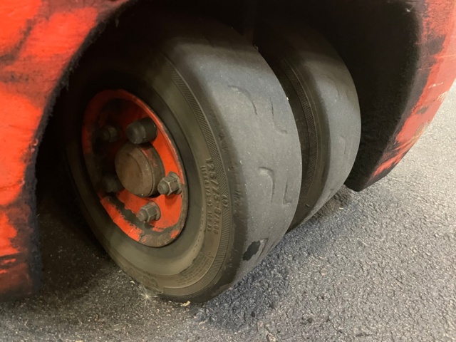 1017775-15 Counterweight tractor Linde E18 - 1999