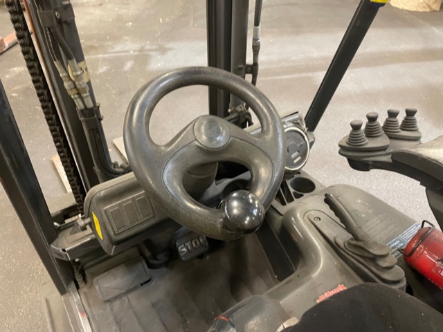 1017775-24 Counterweight tractor Linde E18 - 1999