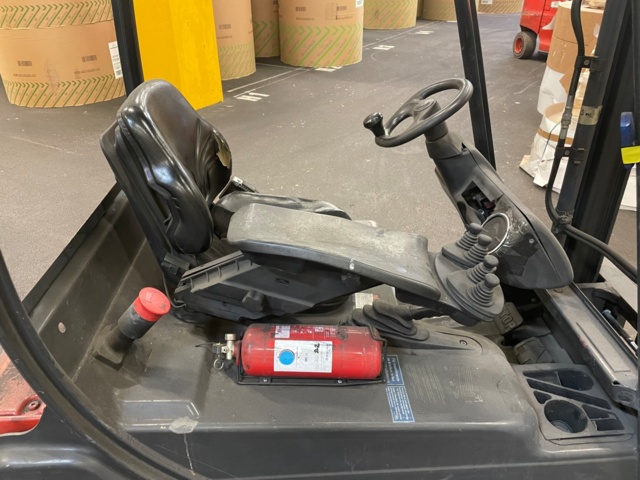 1017775-33 Counterweight tractor Linde E18 - 1999