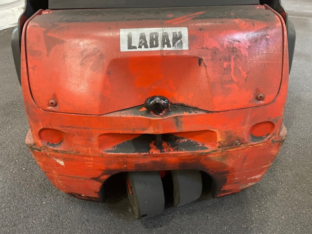 1017775-34 Counterweight tractor Linde E18 - 1999