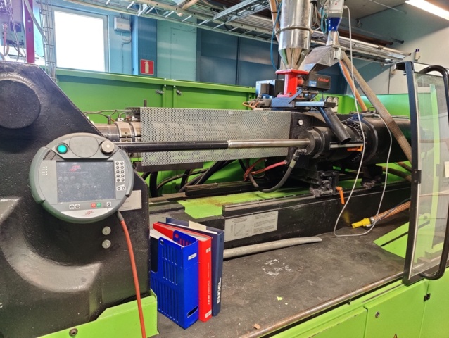 1014760-17 Injection molding machine Engel ES 1350/250 HL