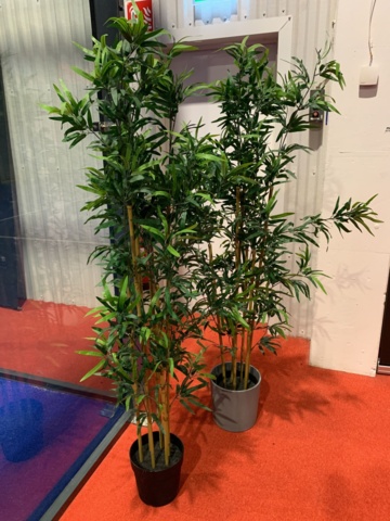 992683-4 Plastväxter 7st