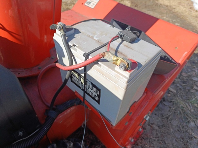 929088-14 Snow blower Ariens ST924 Repair object