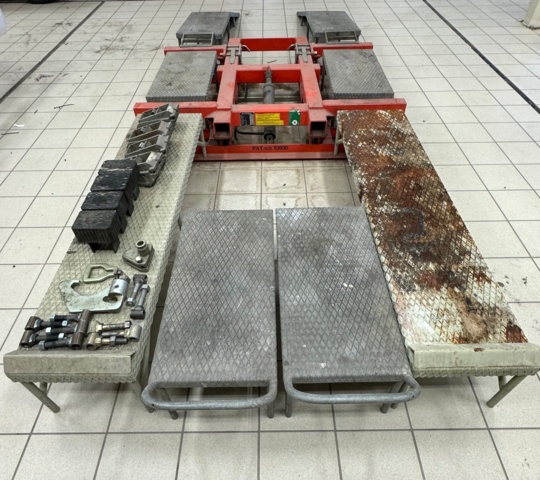 1018780-1 Bench Autorobot XLS, 2 tons -2003