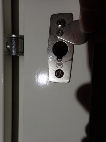 998505-4 3 opening triple windows