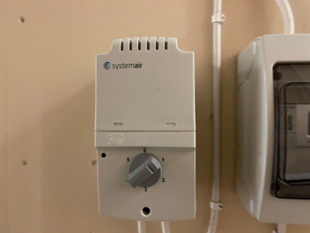 1018003-2 Climate control Corrigo Regin