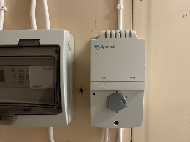 1018007-3 Climate control Corrigo Regin