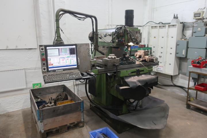 1018967-1 CNC milling machine, Fexac UMS, extra equipped and with accessories