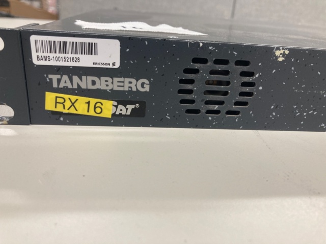 1018769-2 Tandberg TT1260 Receiver - Ei pohjahintaa