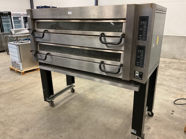 1001856-4 Double pizza oven