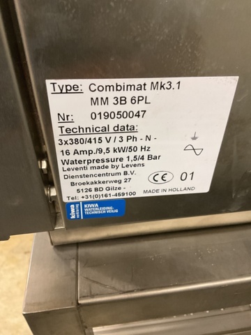 1001867-6 New convection oven Leventi