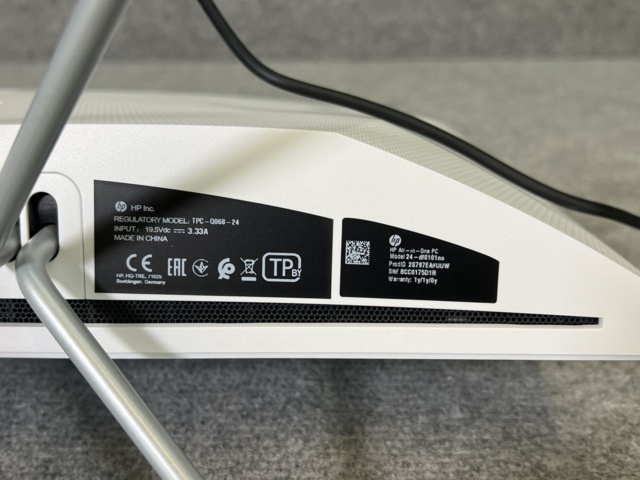 962850-11 Computer, HP All - in - One PC - 24"