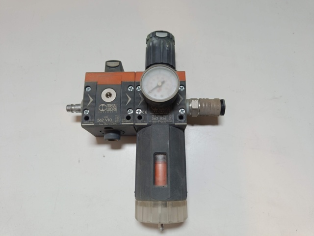 888362-1 Water separator for compressed air