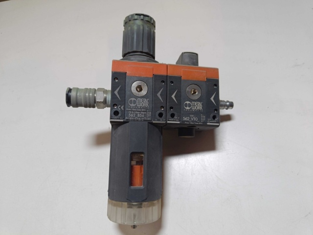 888362-5 Water separator for compressed air