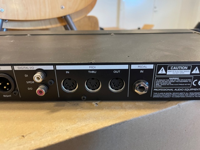 1019025-7 TC Electronic Dual Effects Signal Processor MAN001XL