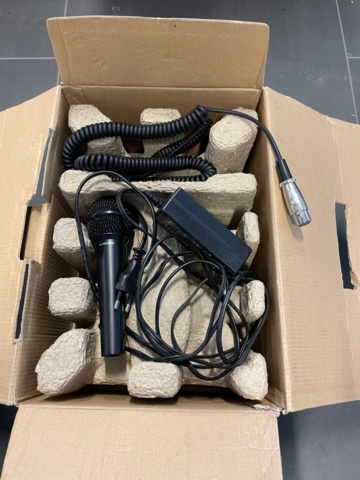 1019041-2 Europort EPA40 with portable PA system and microphone