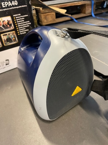 1019041-5 Europort EPA40 with portable PA system and microphone