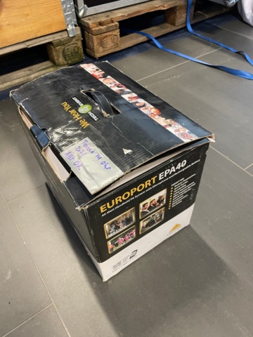 1019041-12 Europort EPA40 with portable PA system and microphone