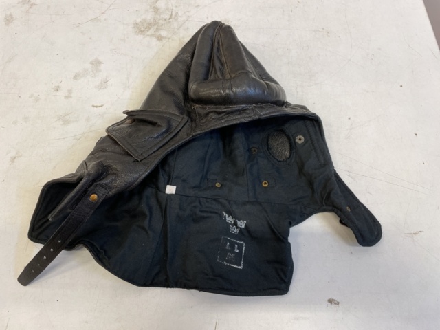 998522-25 Military stuff