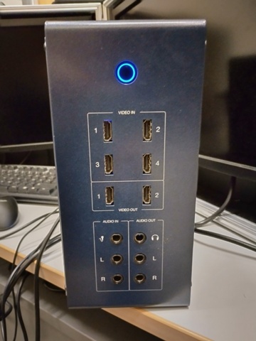 1019888-6 NewTek TriCaster Mini HD-4 Live-tuotantojen "multimediarauta"