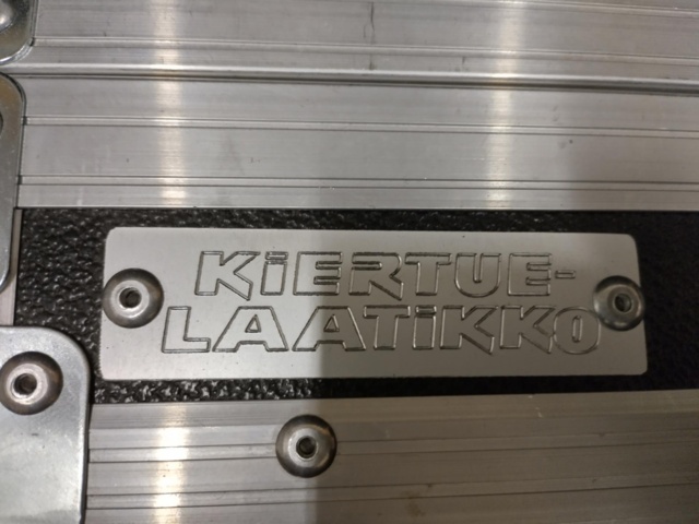 1019888-15 NewTek TriCaster Mini HD-4 Live-tuotantojen "multimediarauta"