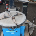 1020207-3 Tire inverting machine Hoffman Monty 3300
