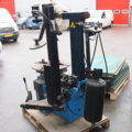 1020207-6 Tire inverting machine Hoffman Monty 3300