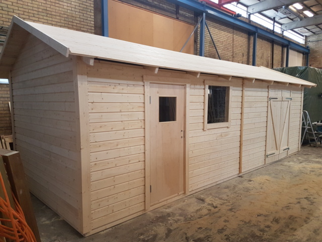 1020353-1 Attefallsförråd 25 kvm i block