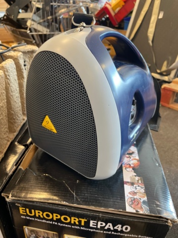 1019078-2 Portable PA system with microphone, Europort EPA40, 2 pieces