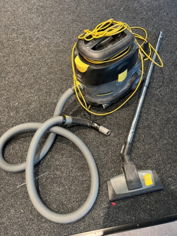 814966-1 Vacuum cleaner Kärcher T15/1