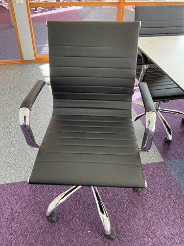 1001886-6 Conference furniture